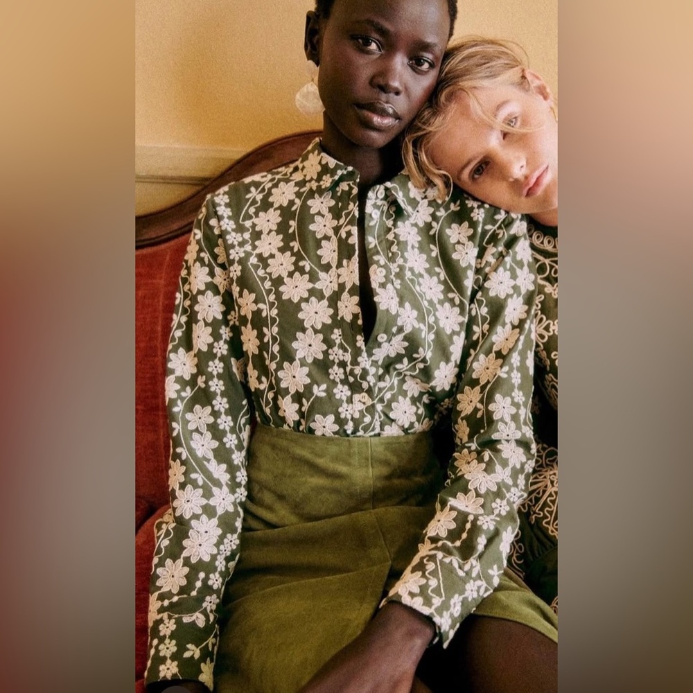 Sezane Green Floral Embroidered Button-Up Blouse - Picture 2 of 6